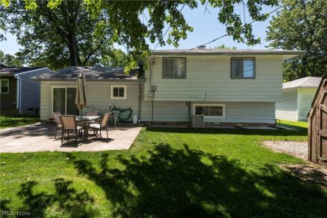 23630 Carriage Lane North Olmsted OH 44070