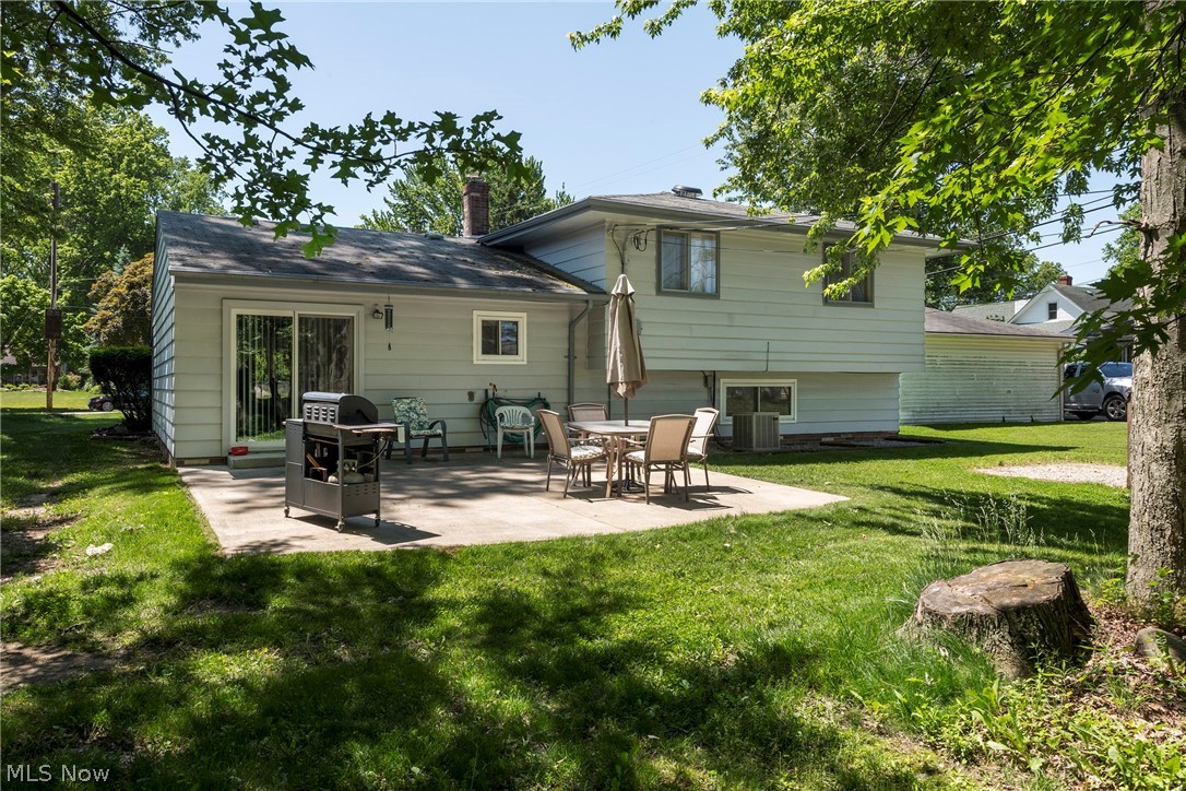 23630 Carriage Lane North Olmsted OH 44070