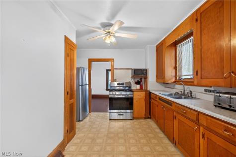 1027 2nd Street NE Massillon OH 44646