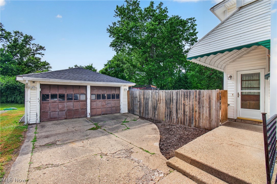 1027 2nd Street NE Massillon OH 44646