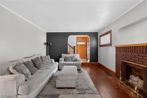 1027 2nd Street NE Massillon OH 44646