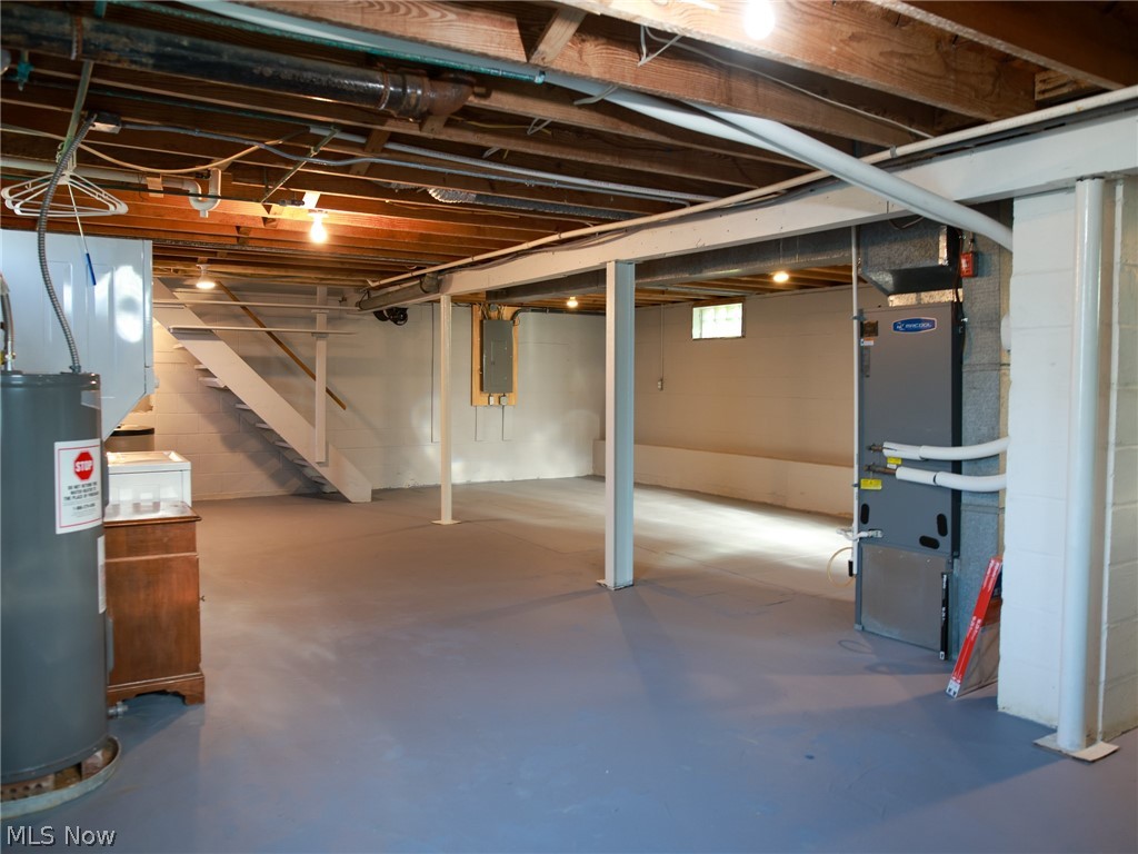 5833 Ford Road Madison OH 44057