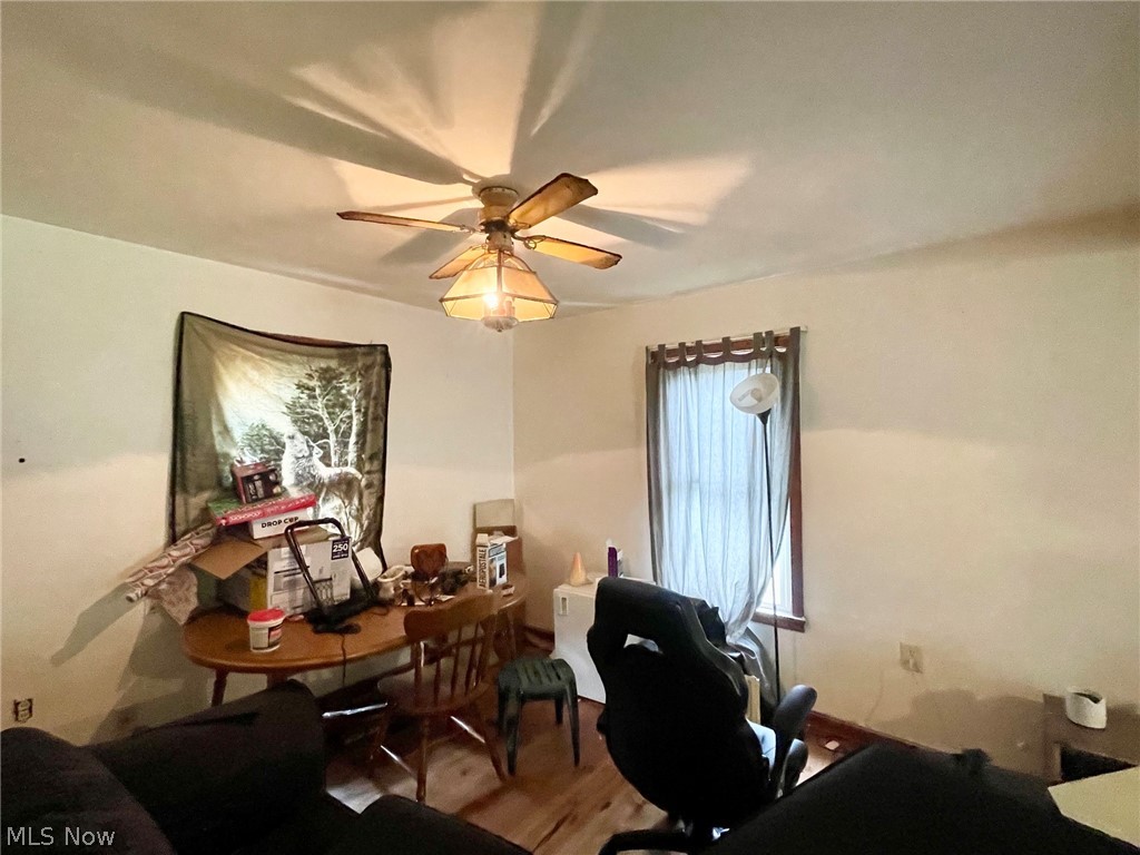 3187 Orchard Warren OH 44484