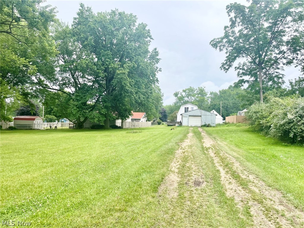 3187 Orchard Warren OH 44484