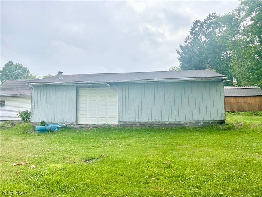 3187 Orchard Warren OH 44484