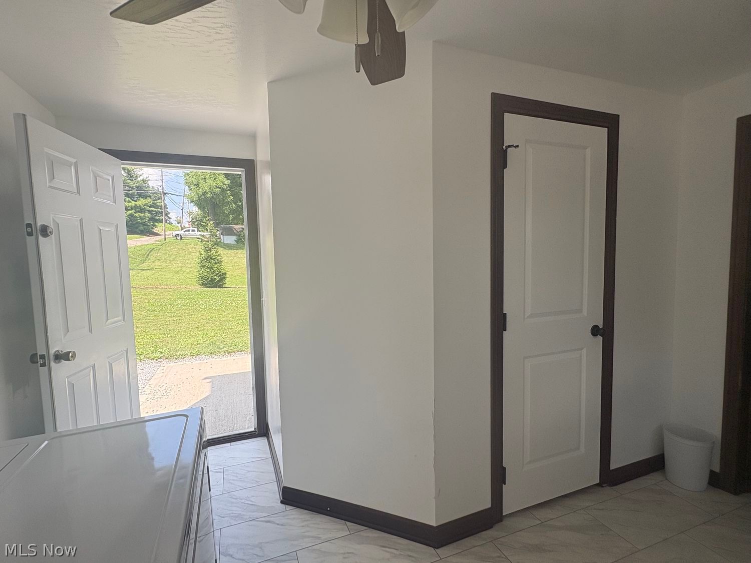 140 W Robinson Street Shreve OH 44676