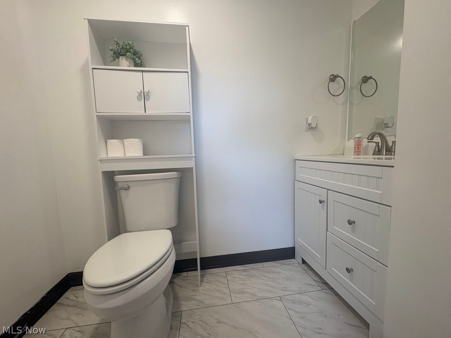 140 W Robinson Street Shreve OH 44676