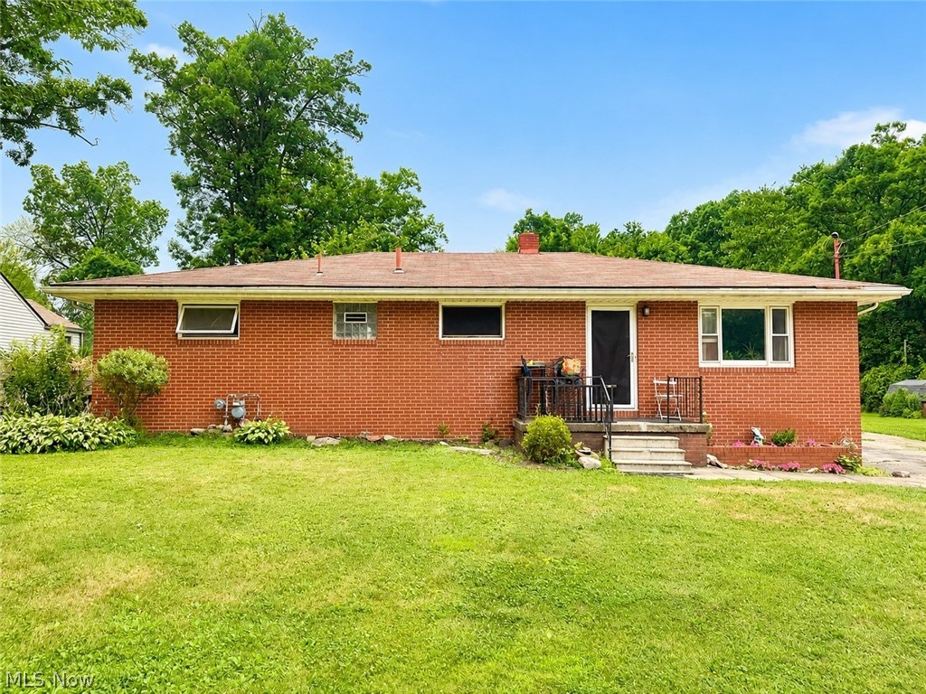 1216 Patchen Avenue SE Warren OH 44484