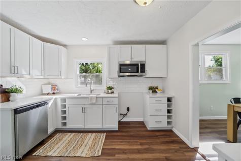 3702 Laurel Road Brunswick OH 44212