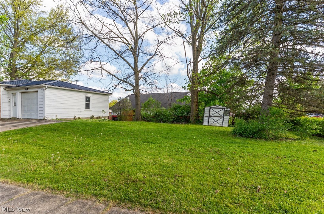 401 E Wilson Avenue Girard OH 44420