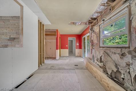 355 S Chillicothe Road Aurora OH 44202