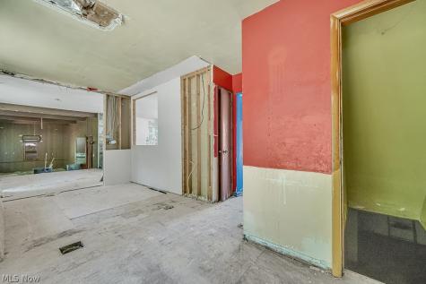 355 S Chillicothe Road Aurora OH 44202