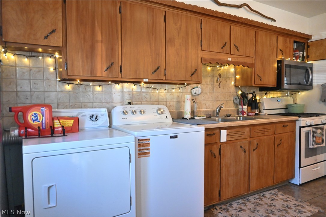 1025 Thayer Avenue Ashtabula OH 44004