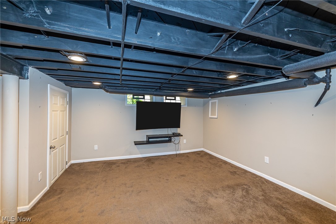 285 E 216th Street Euclid OH 44123