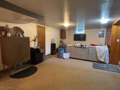593 Stanley Road Akron OH 44312