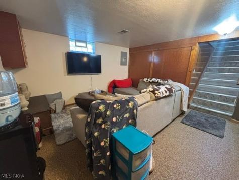 593 Stanley Road Akron OH 44312