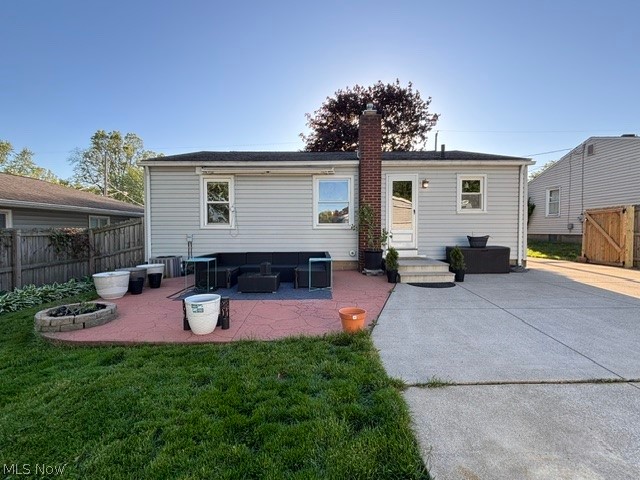 593 Stanley Road Akron OH 44312