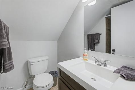 38346 Dolores Drive Eastlake OH 44095