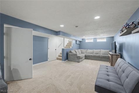 38346 Dolores Drive Eastlake OH 44095
