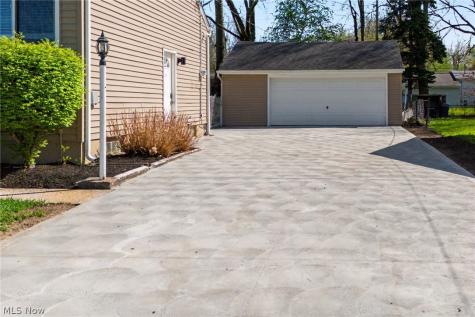 38346 Dolores Drive Eastlake OH 44095