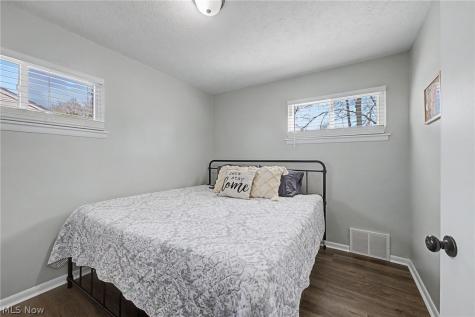 38346 Dolores Drive Eastlake OH 44095