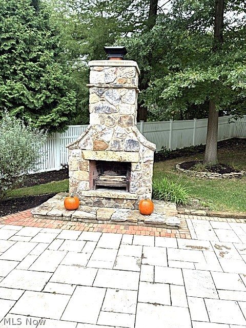 303 Somerset Road Akron OH 44313