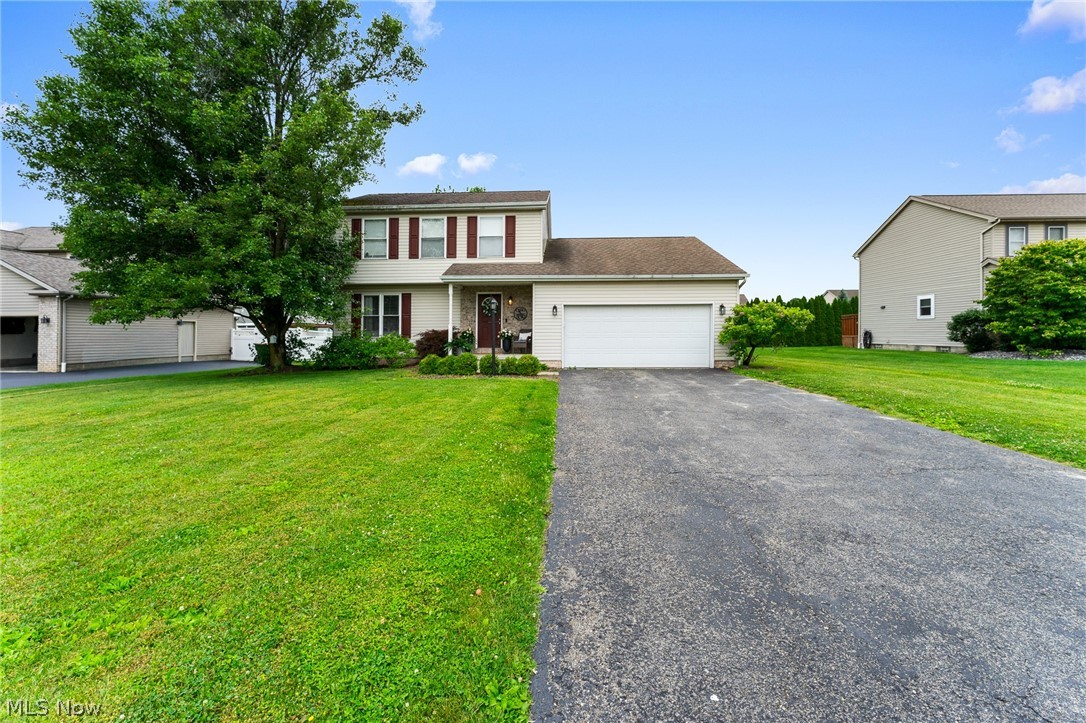 10460 Carrie Drive New Middletown OH 44442