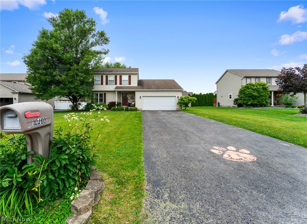 10460 Carrie Drive New Middletown OH 44442