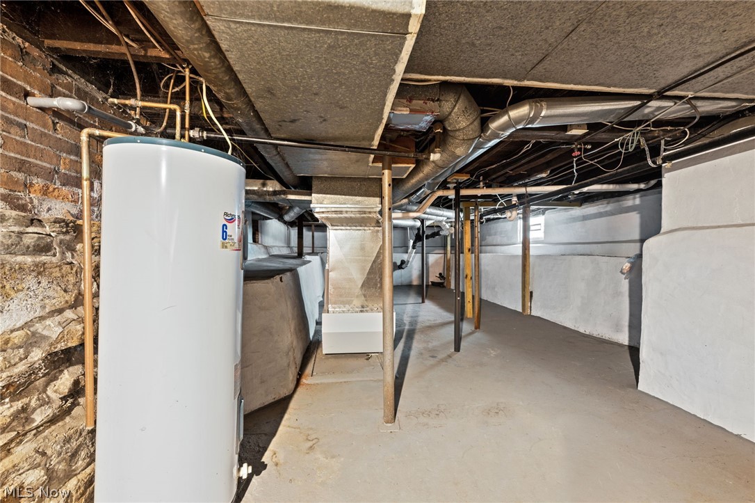 530 W Main Street Geneva OH 44041