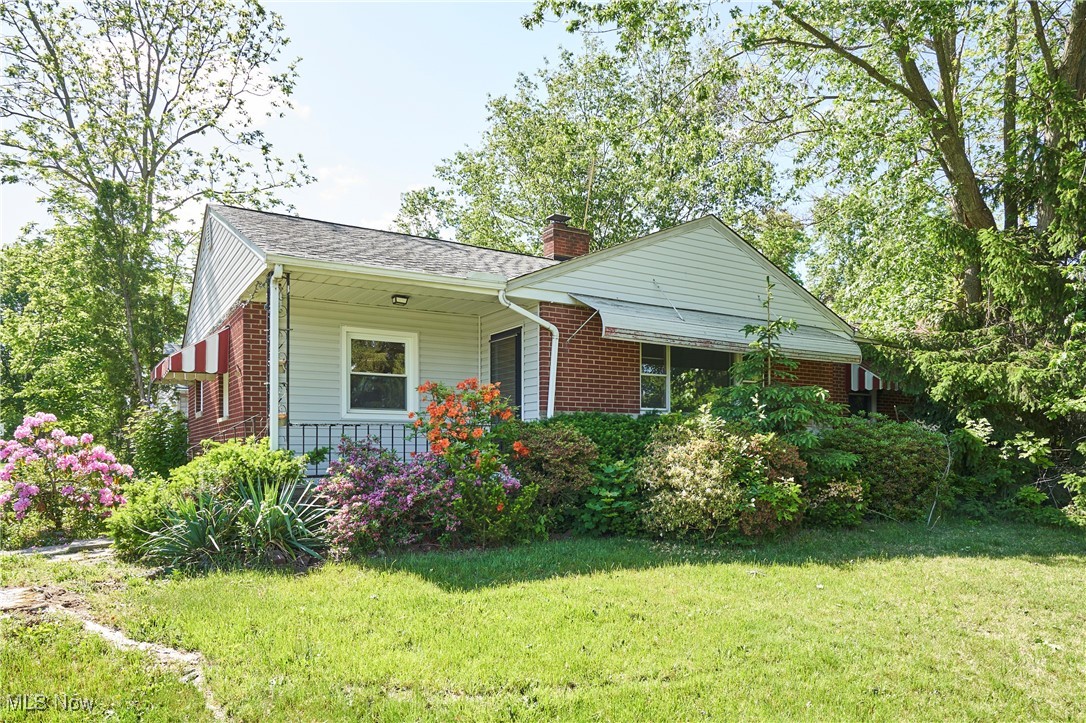 1056 Hilbish Avenue Akron OH 44312