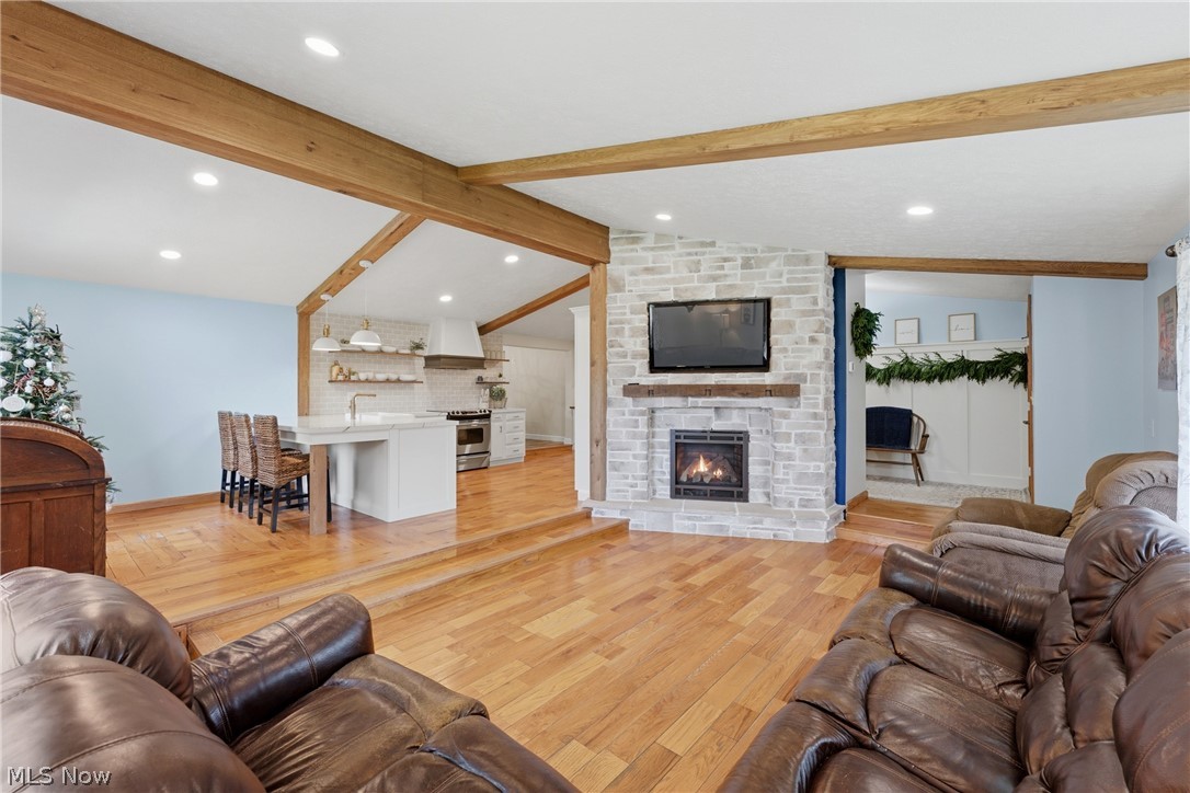 3256 Salineville Road NE Carrollton OH 44615