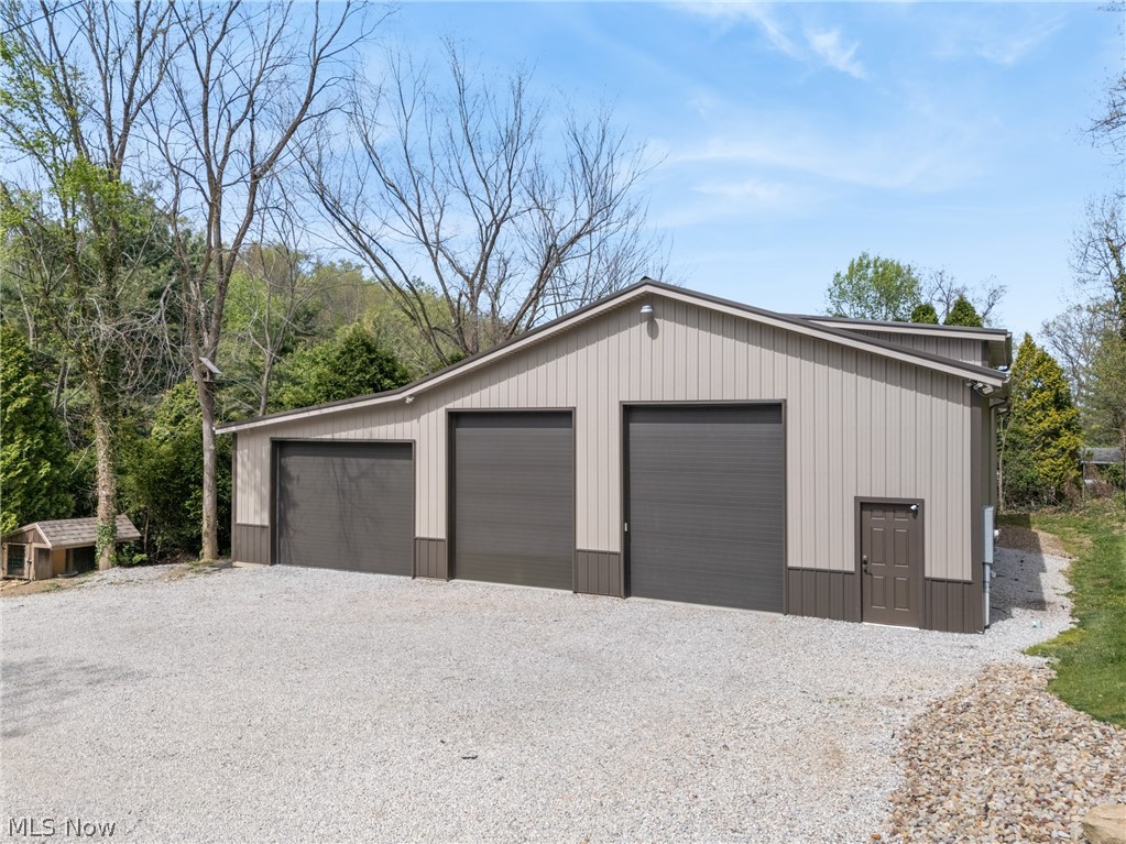 3256 Salineville Road NE Carrollton OH 44615