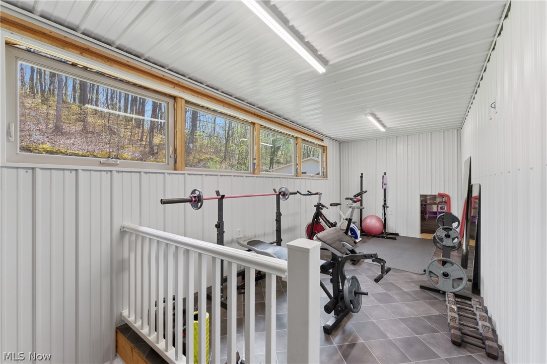 3256 Salineville Road NE Carrollton OH 44615