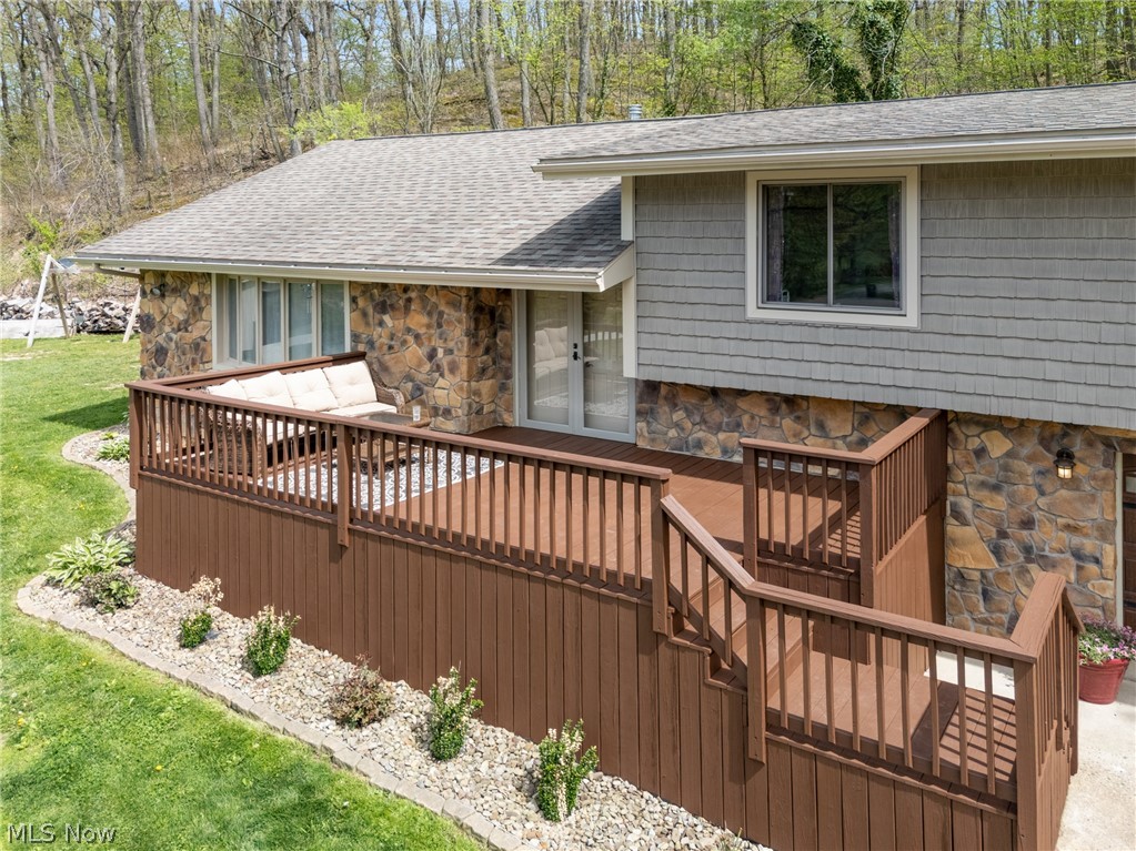 3256 Salineville Road NE Carrollton OH 44615