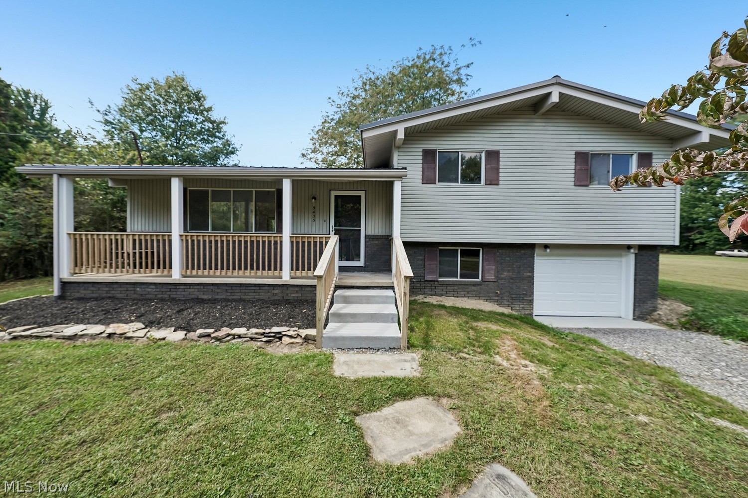 5433 Lakeview Drive Cortland OH 44410