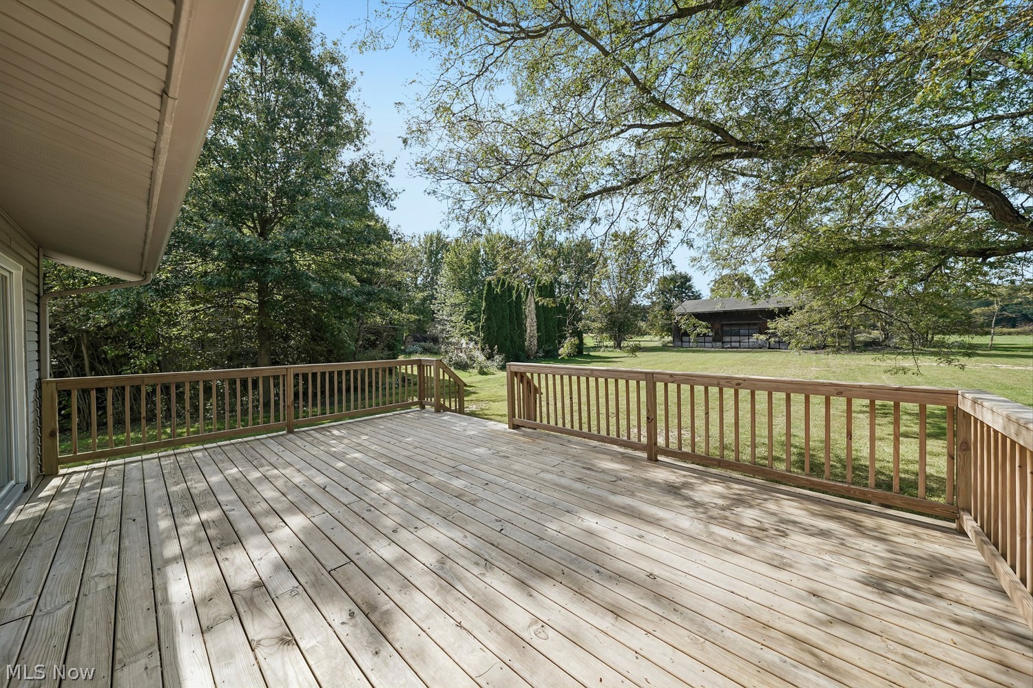 5433 Lakeview Drive Cortland OH 44410
