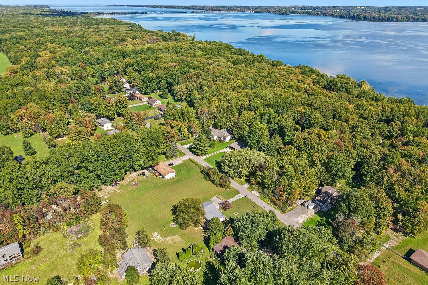 5433 Lakeview Drive Cortland OH 44410