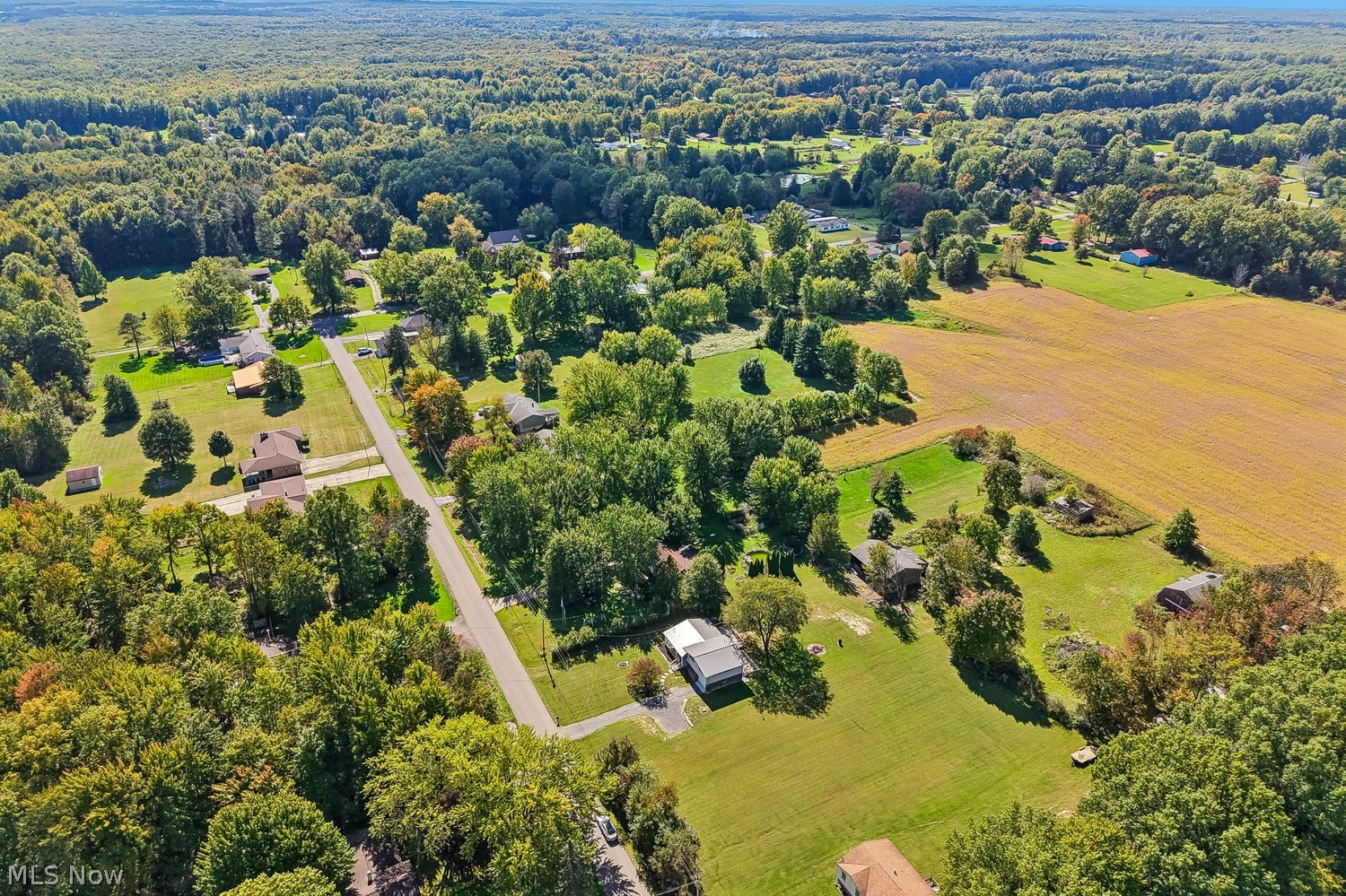 5433 Lakeview Drive Cortland OH 44410