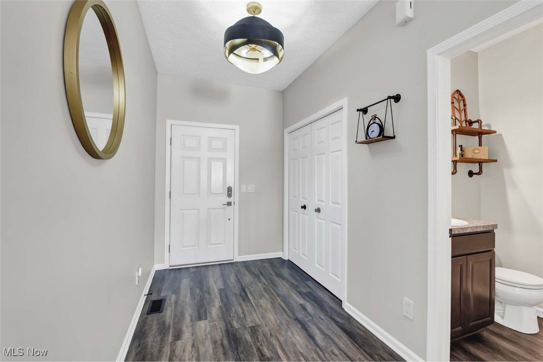 4513 Vineyard Drive Lorain OH 44053