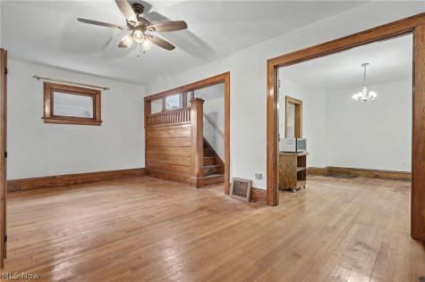 456 Delmar Avenue Akron OH 44310