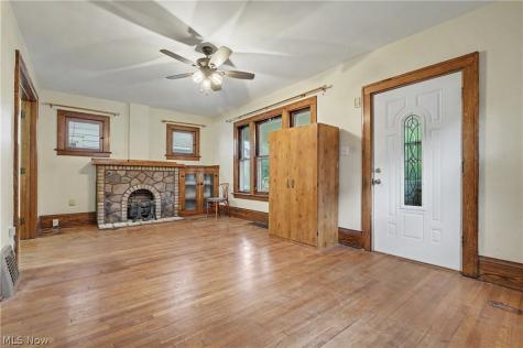 456 Delmar Avenue Akron OH 44310