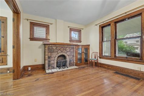 456 Delmar Avenue Akron OH 44310