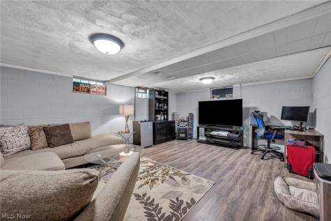 3757 W 116th Street Cleveland OH 44111