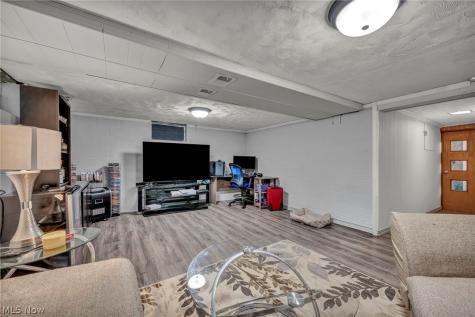 3757 W 116th Street Cleveland OH 44111