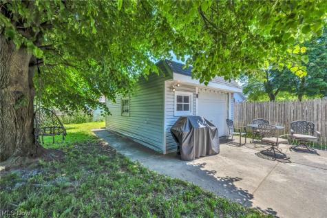 3757 W 116th Street Cleveland OH 44111