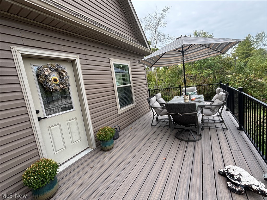7140 Bryce Drive SW Sherrodsville OH 44675
