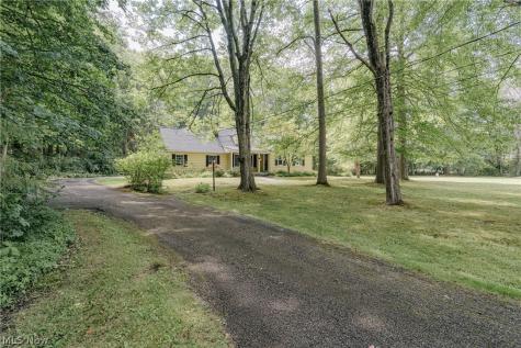 175 Meadowhill Lane Moreland Hills OH 44022