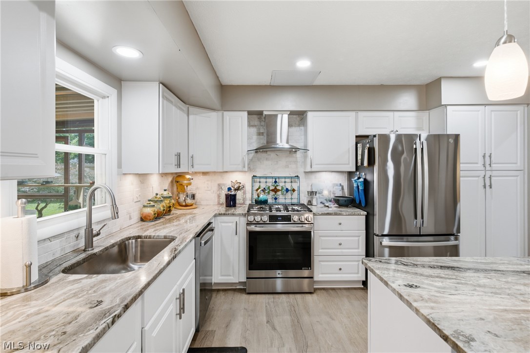 24334 Carla Lane North Olmsted OH 44070