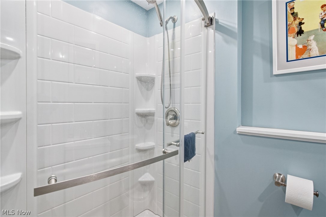 24334 Carla Lane North Olmsted OH 44070