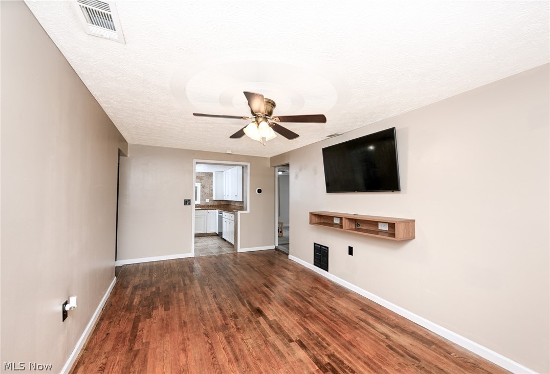 325 N River Road Munroe Falls OH 44262